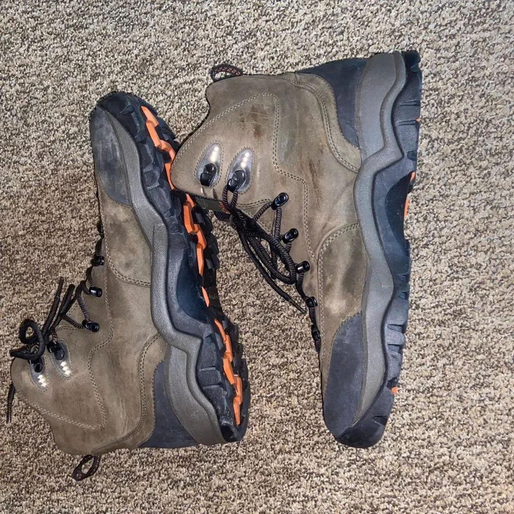 Columbia Men's Olive Green and Black Hiking Boots with Orange Accents Size 14.0